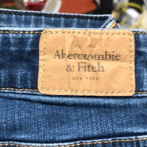 abercrombie and fitch jeans